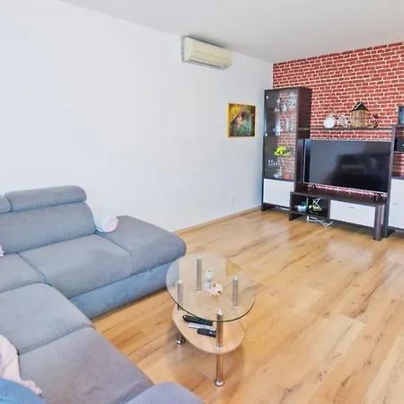 Apartment Split